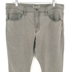 Travis Mathew Jeans Mens 36 x 30 Gray Light Wash Legacy Featherweight Stretch